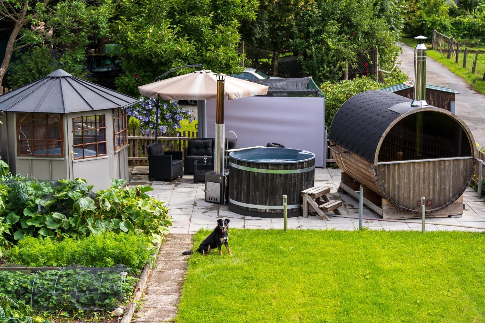 Ferienwohnung Auf Bauernhof Mit Hotpot Und Sauna Sumiswald Exterior foto